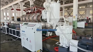 Ligne d'extrusion de tuyaux en spirale