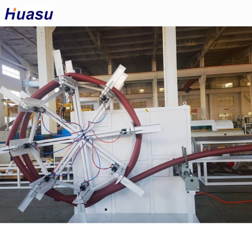 Ligne d'extrusion de tubes HDPE à paroi solide contrôlée par PLC pour des solutions polyvalentes et personnalisables