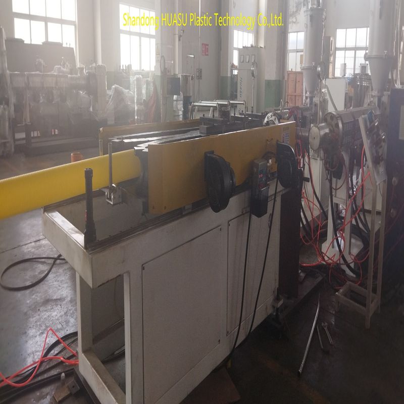 Ligne de production de tubes ondulés de 100 à 1000 kW avec refroidissement électrique et à eau Siemens/ABB pour une extrusion efficace de tubes en plastique