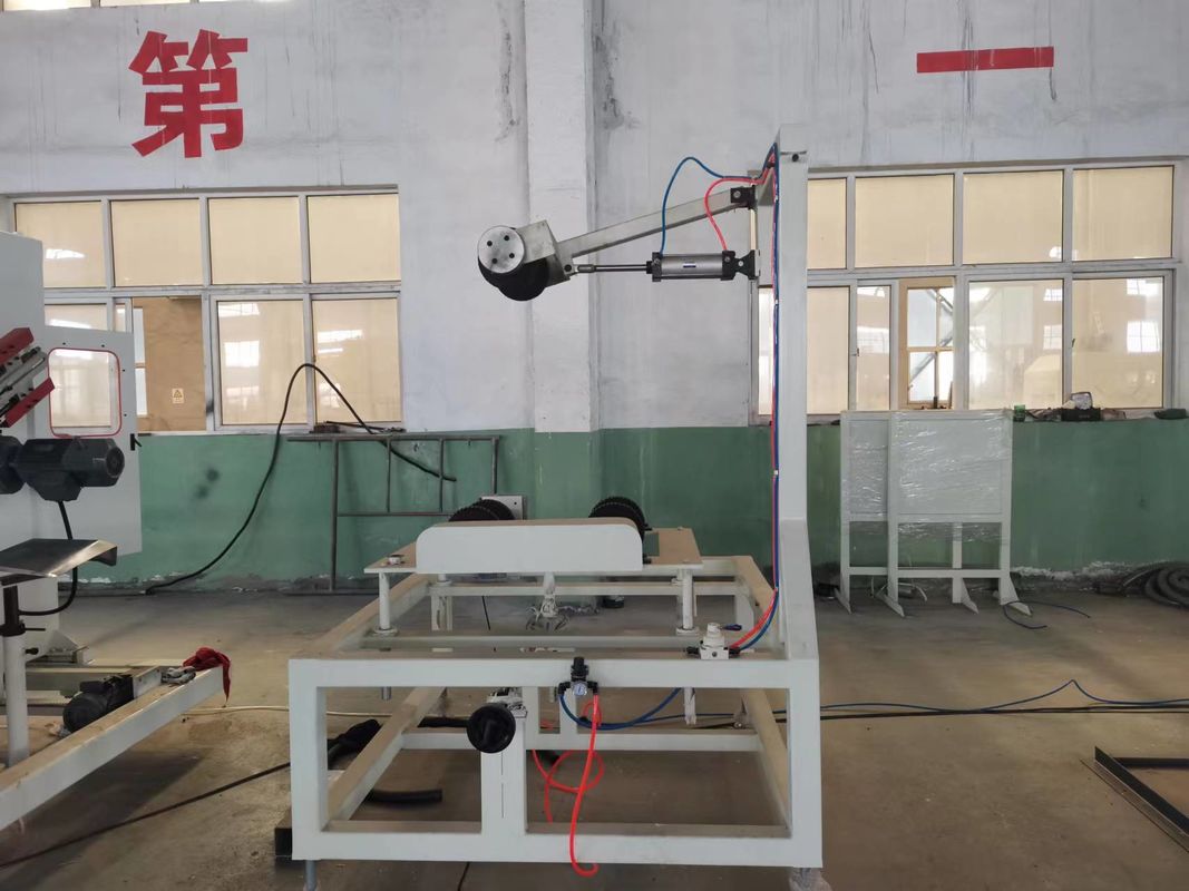 Machine de production de ligne d'extrusion de tuyaux ondulés contrôlés par PLC Siemens avec une profondeur de nitrure de 0,4-0,7 mm