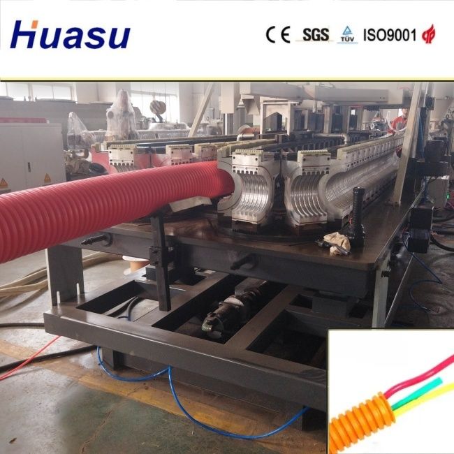 Ligne de production de tuyaux ondulés à double paroi de qualité automatique avec technologie Siemens PLC et cloche en ligne