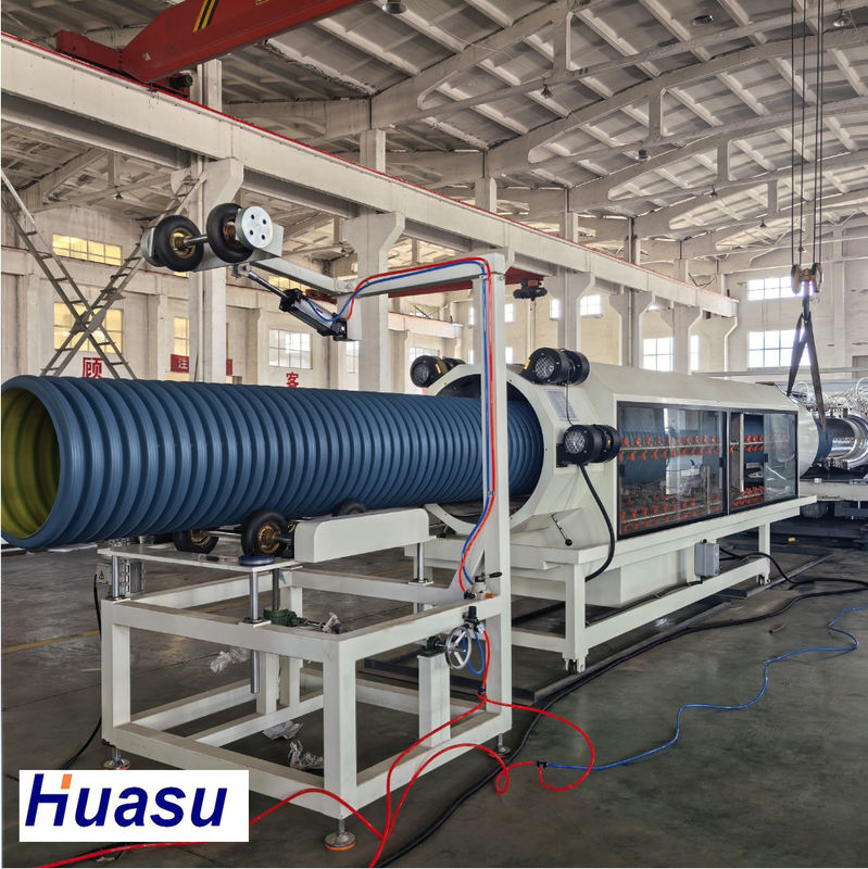 Ligne d'extrusion de tuyaux ondulés à double paroi pour PE PP PVC 380V à tension personnalisée