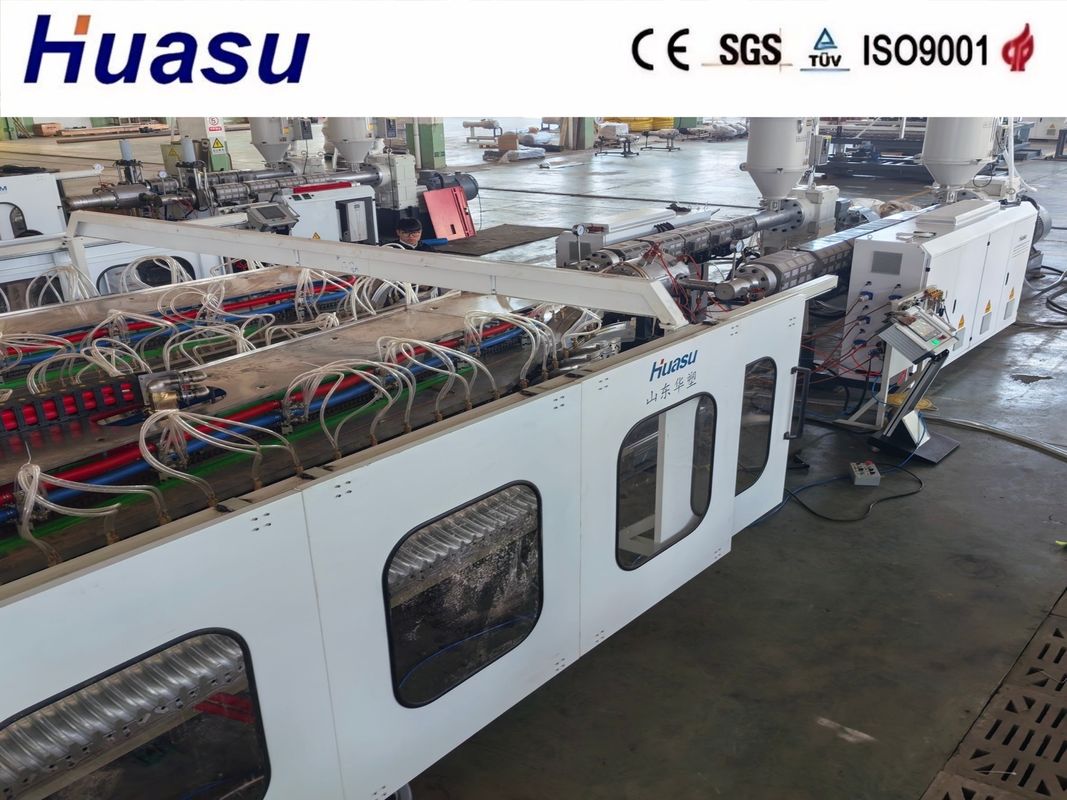 Ligne d'extrusion de tuyaux ondulés simple paroi à télécommande avec flux de travail stable et emboîtement en ligne pour tuyaux PVC/PE/MPP/PA/HDPE