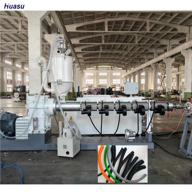 Siemens pièces électriques principales ligne d'extrusion de tuyaux ondulés à double paroi avec 48 quantités de moules et fonctionnalité de refroidissement à l'eau