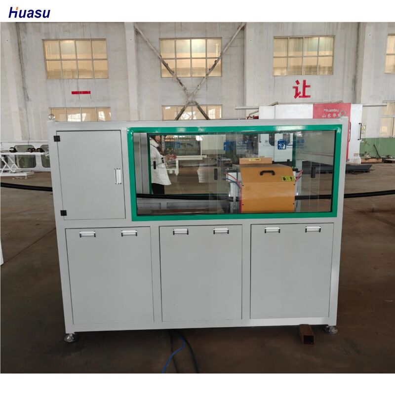 Ligne d'extrusion de tubes ondulés à paroi unique avec refroidissement à l'eau et moteur Siemens pour une production stable à grande vitesse