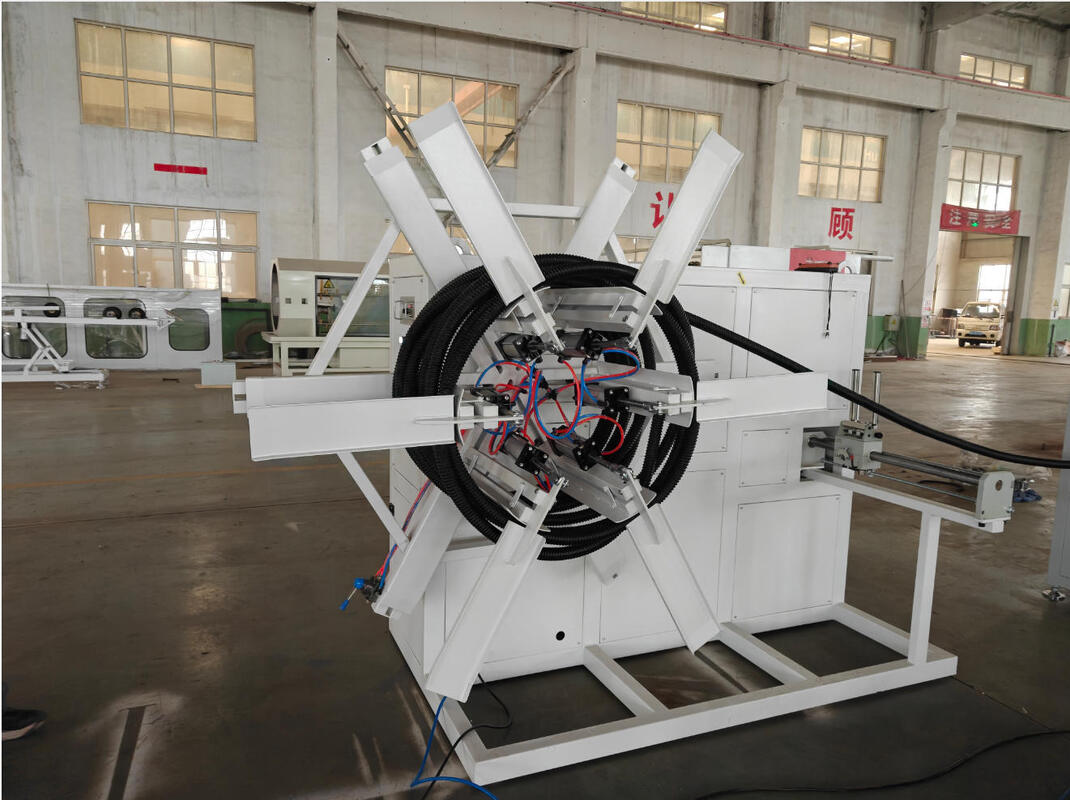 Ligne d'extrusion de tuyaux ondulés à paroi unique à refroidissement par eau entièrement automatique avec une puissance de 40 à 80 kg/h pour la production à grande vitesse