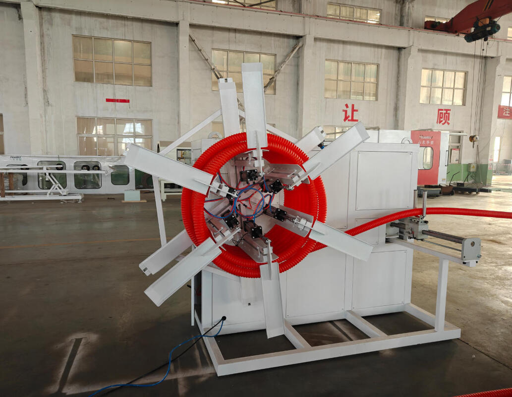 Machine d'extrusion de tuyaux ondulés simple paroi à haute précision automatique avec rapport LD 33 38 40 pour usage industriel