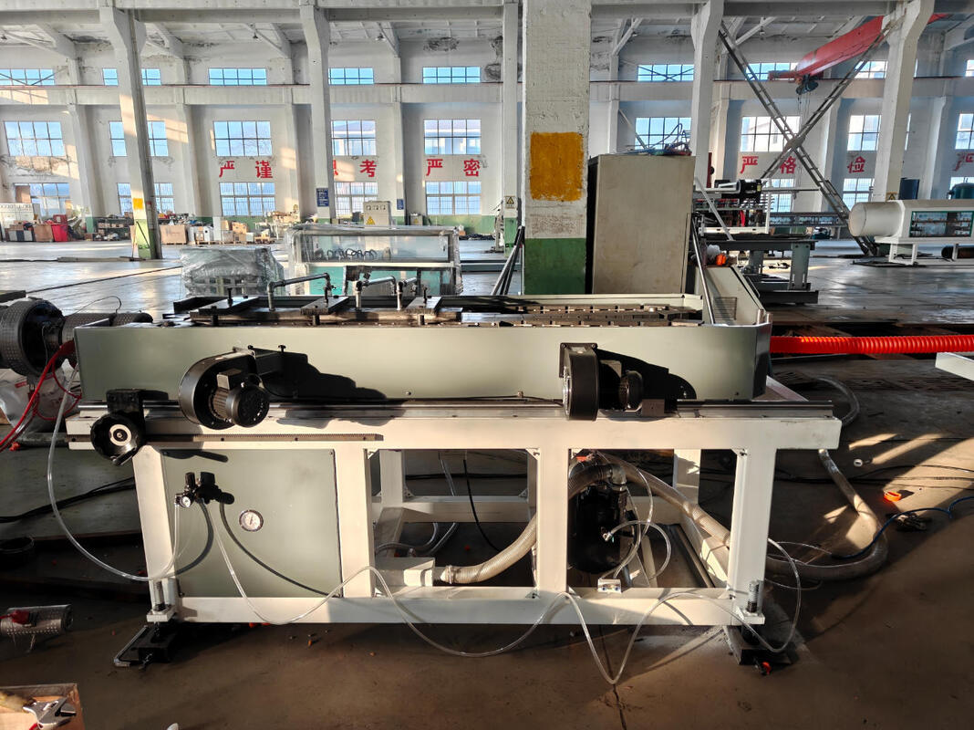 Ligne d'extrusion de tuyaux ondulés à double paroi avec composants électriques principaux Siemens et extrudeuse de type intégral pour une production de 100 kg/h à 2000 kg/h