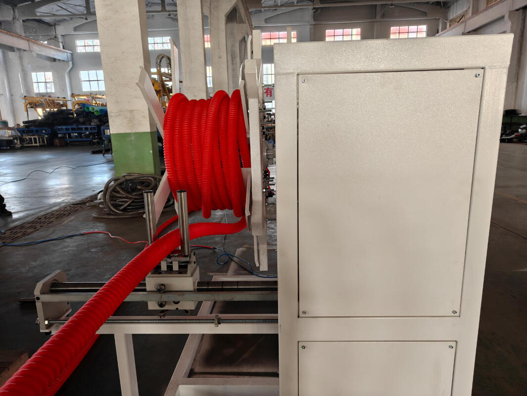 Ligne d'extrusion de tuyaux ondulés à double paroi avec matériel d'engrenage 20CrMnTi et pièces électriques de marque Siemens équipées d'une vis HV>740