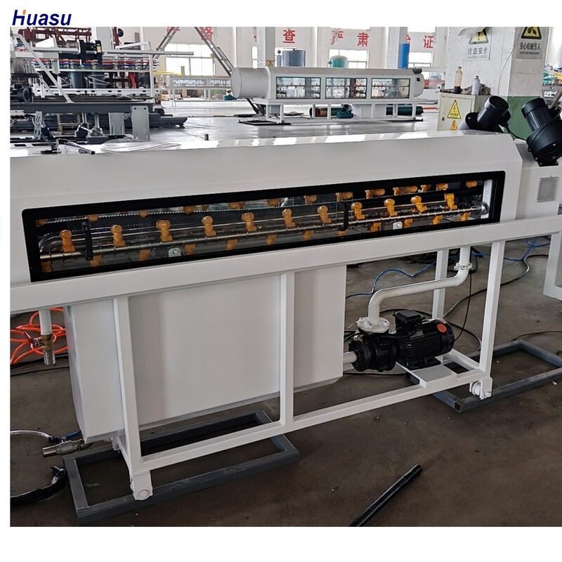 Ligne d'extrusion de tuyaux ondulés à double paroi avec pièces électriques principales Siemens, matériel d'engrenage 20CrMnTi et vis à baril HV>740