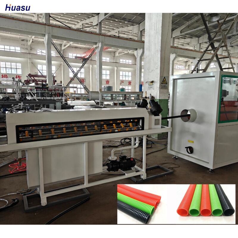 Ligne d'extrusion de tuyaux ondulés à paroi unique avec télécommande, dotée d'électriques principales Siemens Schneider et d'un matériau de fût 38CrMoAlA