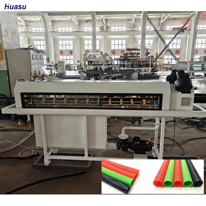 Ligne d'extrusion de tuyaux ondulés à paroi simple avec télécommande PLC et électriques Siemens Schneider pour la fabrication de tuyaux durables