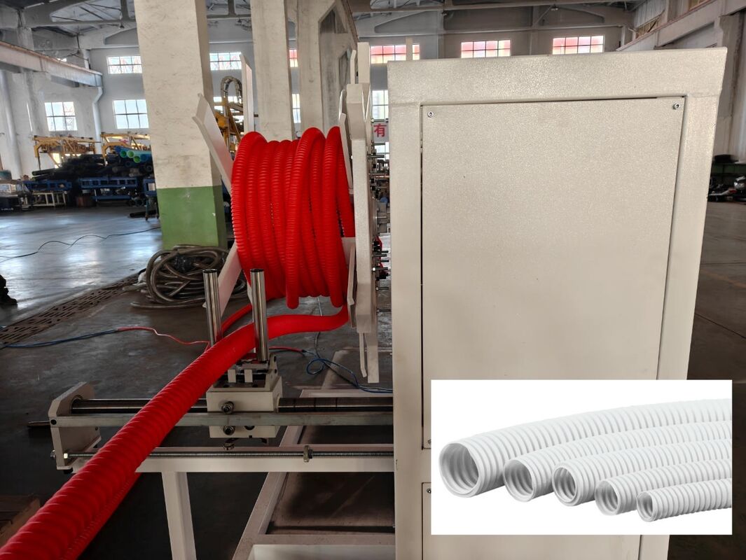 Ligne d'extrusion de tuyaux ondulés à paroi simple personnalisée avec onduleur Siemens et contrôle à distance par API pour la sortie