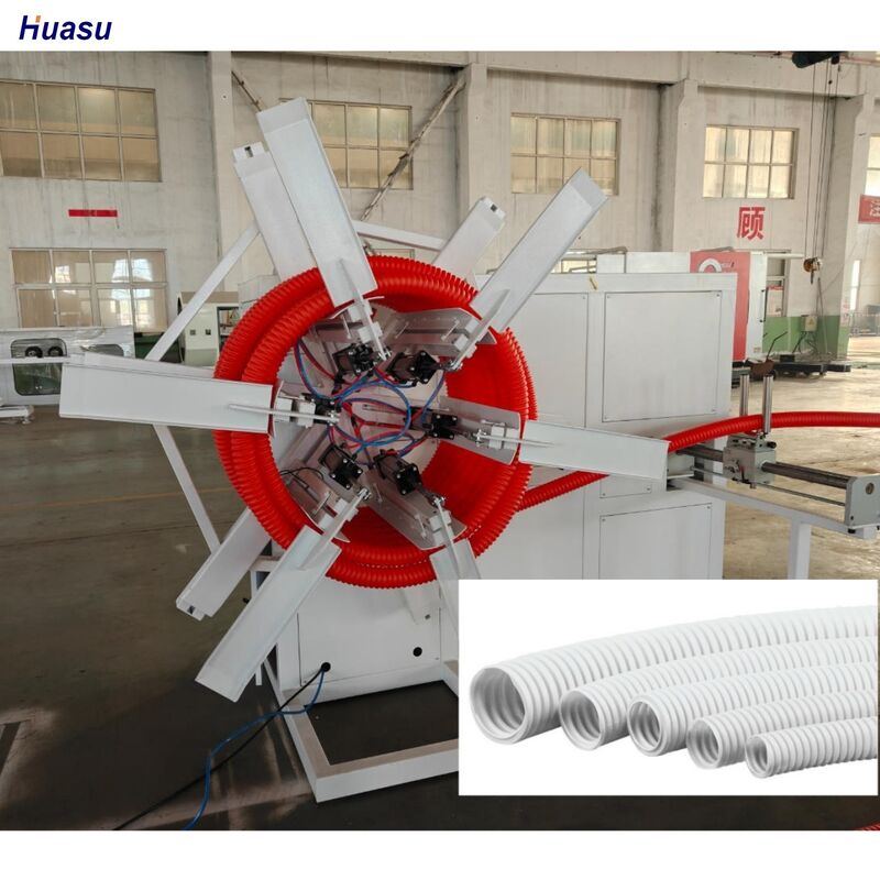 Ligne d'extrusion de tuyaux ondulés à paroi simple à commande PLC incorporant un type de coulissage de type HDPE et de moule rotatif pour la production de tuyaux