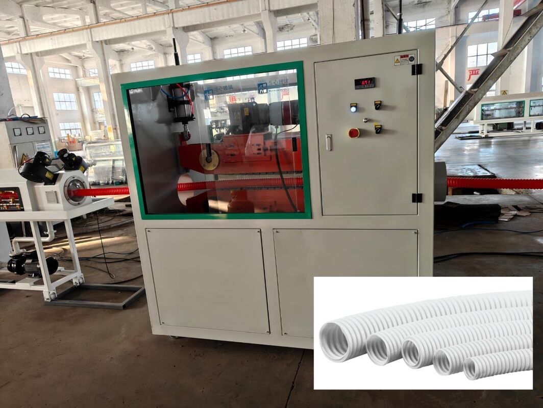 PLC avec télécommande à paroi unique extrusion de la ligne de tuyauterie ondulée machine d'extrusion équipée de relais Omron pour la production