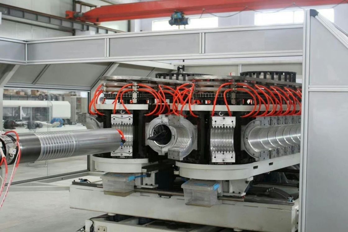 La ligne à grande vitesse d'extrusion de tuyau de Qingdao DWC/grand diamètre a ridé la ligne de tuyau
