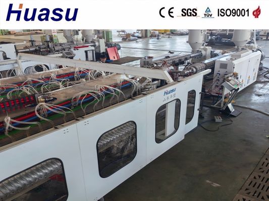 Ligne d'extrusion de tuyaux ondulés simple paroi à télécommande avec flux de travail stable et emboîtement en ligne pour tuyaux PVC/PE/MPP/PA/HDPE