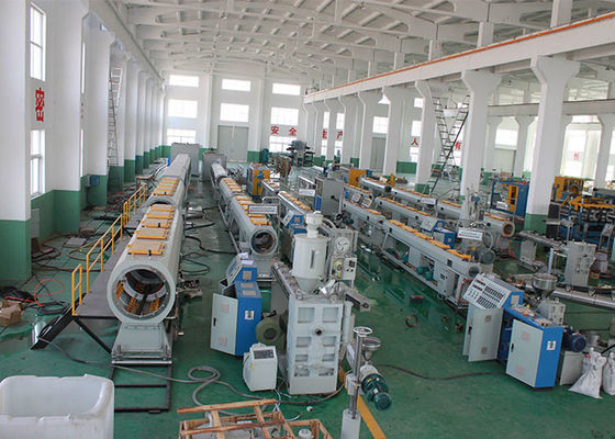 900kg/H DWC Pipe Manufacturing Machine Single Screw Extruder